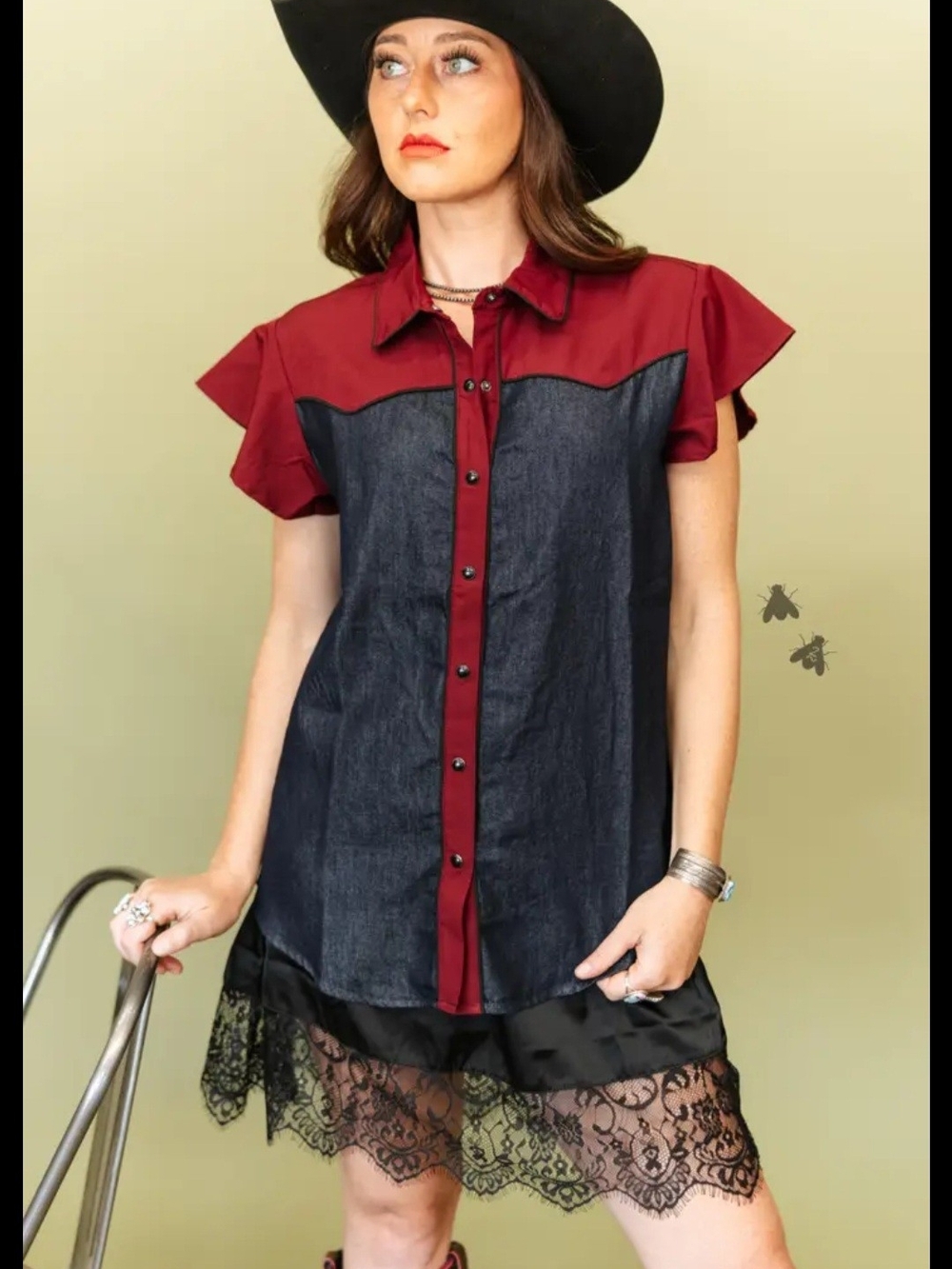 Women's Two-Tone Western Button-Down Shirt - Burgundy & Dark Denim